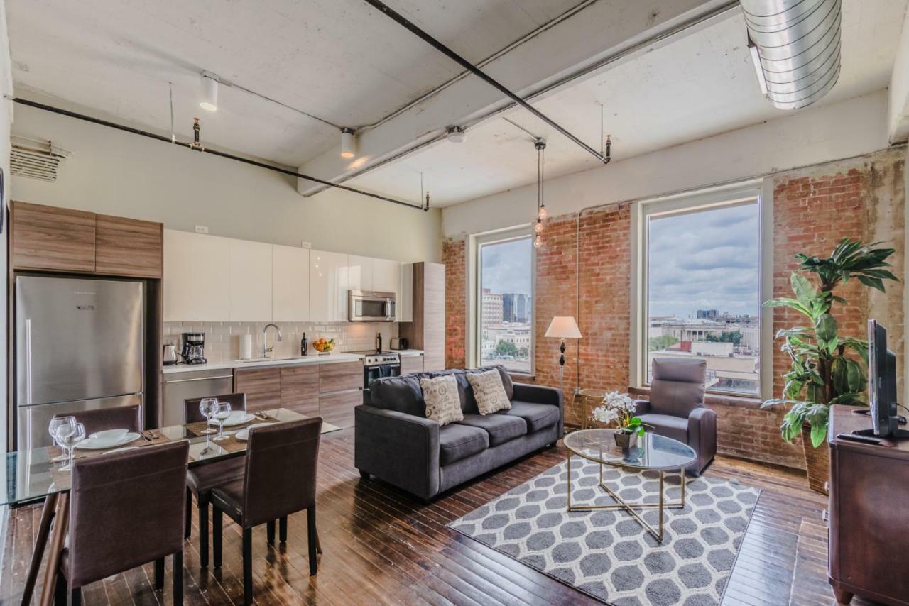 Regal Stays Corporate Apartments - Downtown Даллас Экстерьер фото